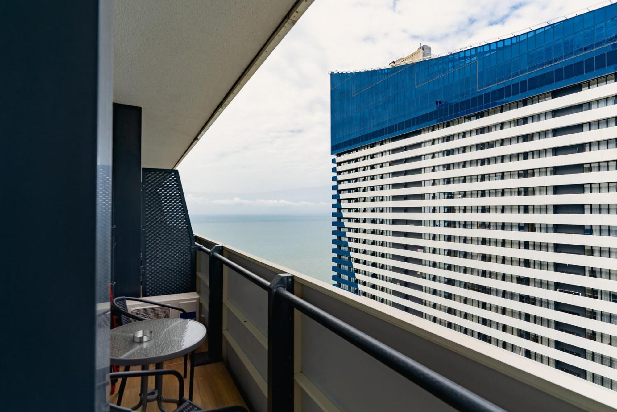 Habiby Orbi City Batumi Luaran gambar